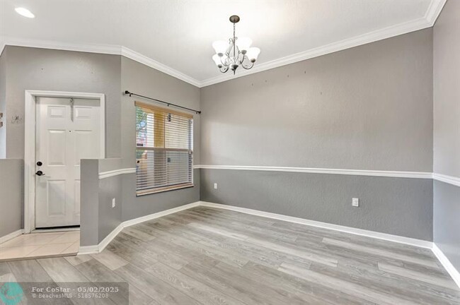 Building Photo - 3315 Merrick Ln