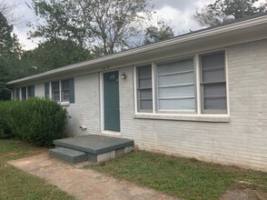 Building Photo - 1618 Hampton Rd NW