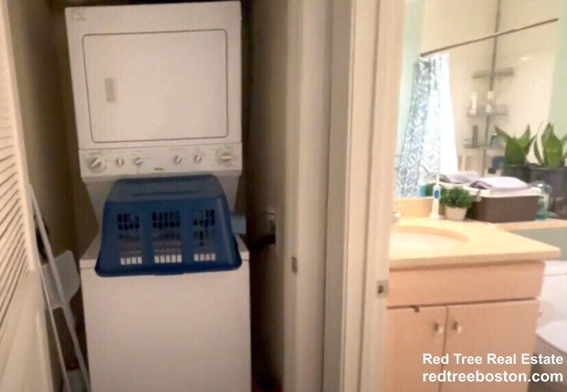 Building Photo - 3 Repton Cir