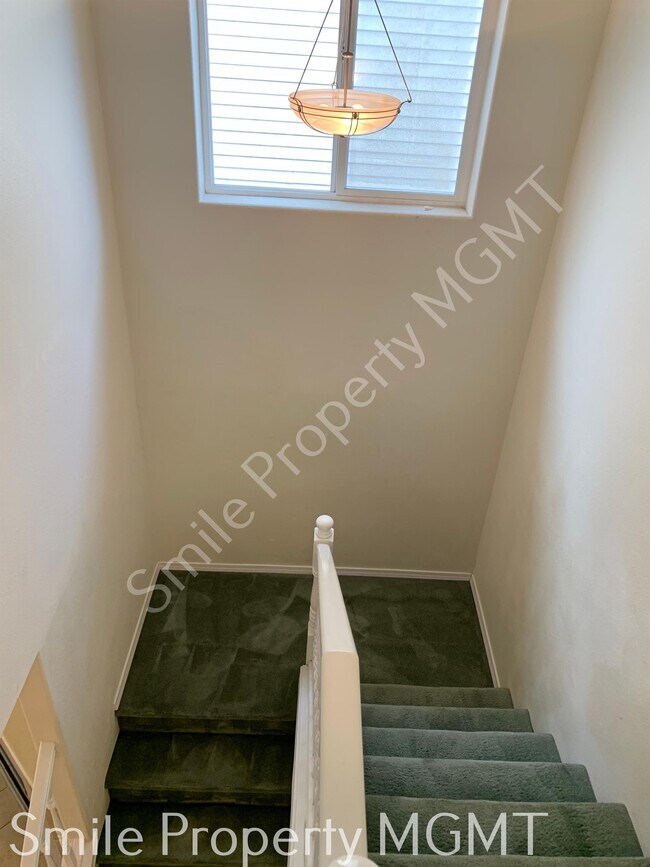 Building Photo - 4614 SE 86th Ct