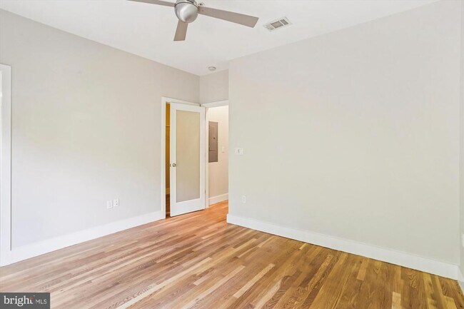 Building Photo - 3222 13th St NW