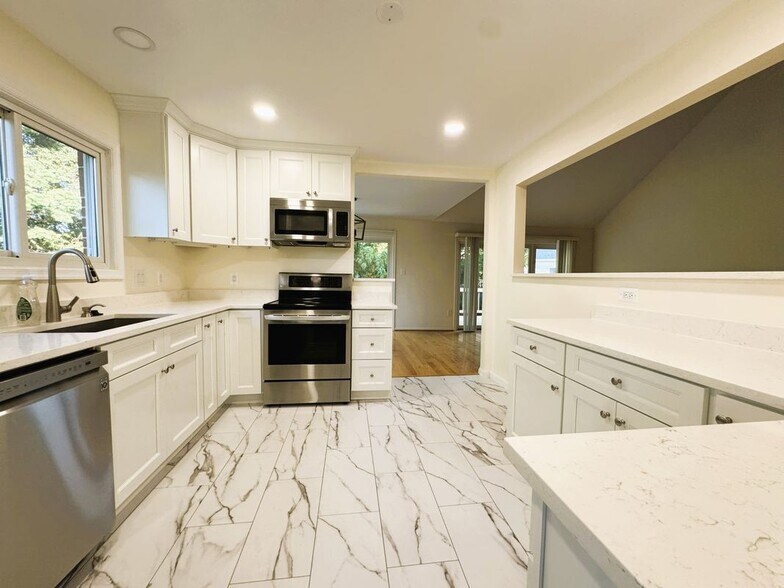 Building Photo - 4507 Highland Green Ct