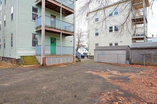 Building Photo - 11 Harnden Rd