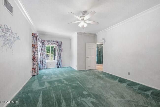 Building Photo - 2085 Brookfield Dr