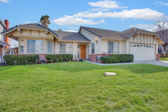 Primary Photo - 39458 Chantilly Ln