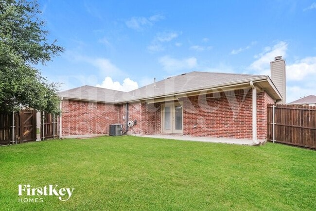 Building Photo - 1210 Jewel Ln