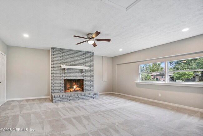 Building Photo - 7804 Jolliet Dr