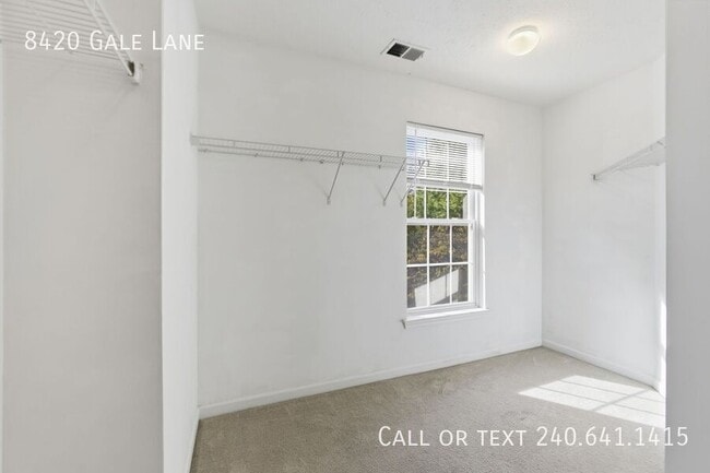 Building Photo - 8420 Gale Ln