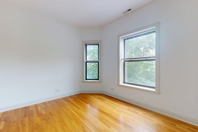 Floorplan - 5400-5408 S. Ingleside Avenue