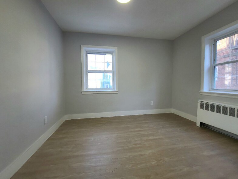 Building Photo - 63 Forest Hill Pkwy