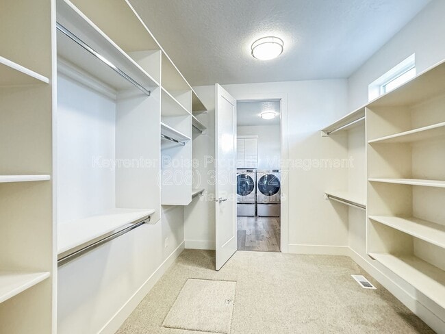 Building Photo - 7024 E Los Carneros Dr