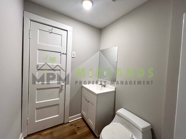 Building Photo - 1348 Ramblin Rd