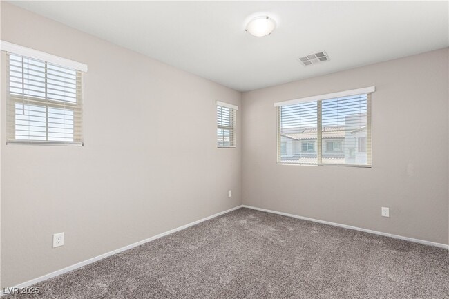 Building Photo - 4 Lomita Heights Dr