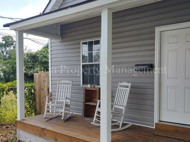 Building Photo - 2BR/2BA Home in Downtown Wilmington / $1,5...