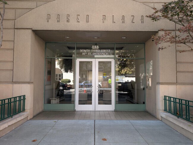 Building Photo - 144 S Third St