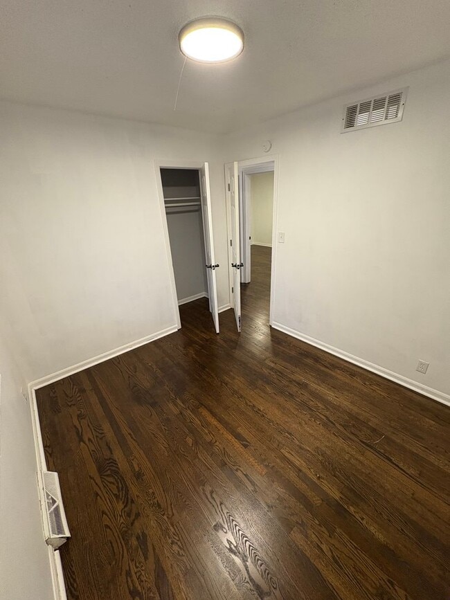 Building Photo - 3 Bed / 2.5 Bath Home on a Corner Lot – Bright, Updated, and Move-In Ready