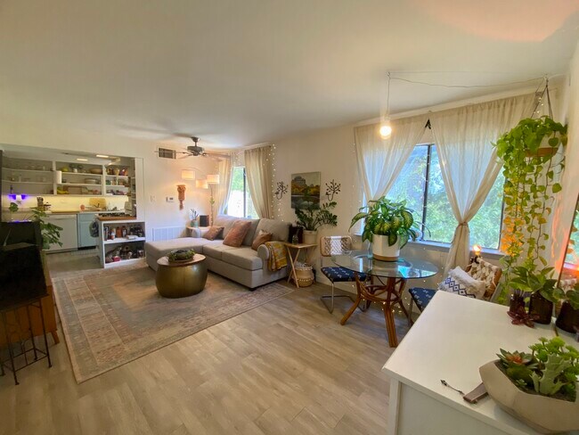 Building Photo - 1901 Glen Allen St