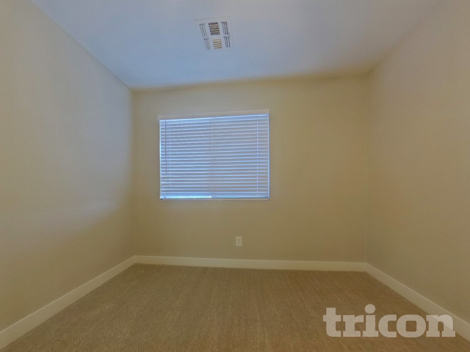 Building Photo - 2645 S 63rd Ln