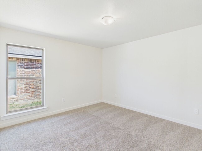 Building Photo - 3007 Farmyard Dr