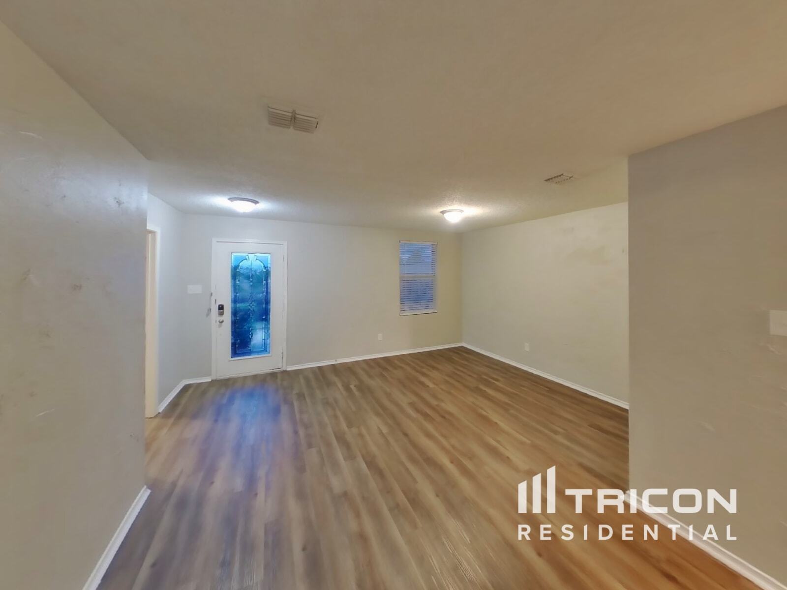 Building Photo - 2641 Bandera Pl