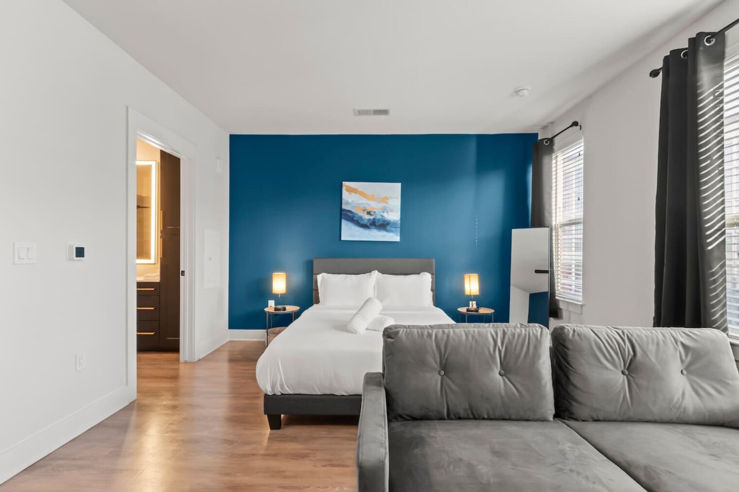 Building Photo - 2317 W Grace St