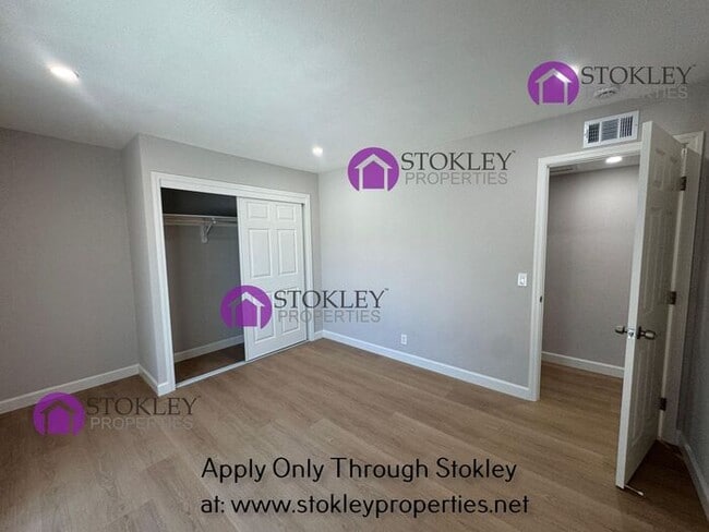 Building Photo - 6346 Escallonia Dr