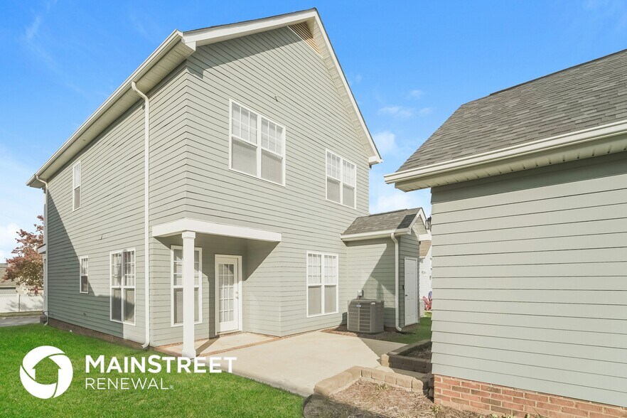 Building Photo - 136 E Morehouse Ave