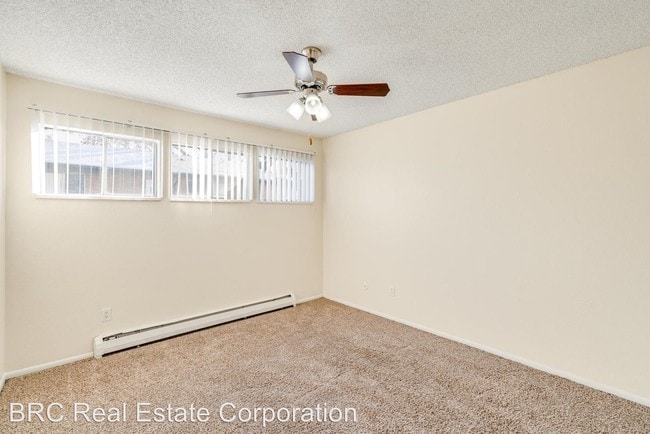 Building Photo - 1 br, 1 bath Apartment - 120 E Grace Place