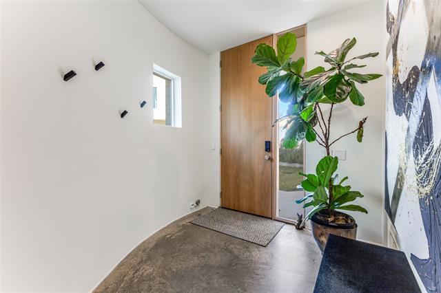 Building Photo - 308 Blackland Ct