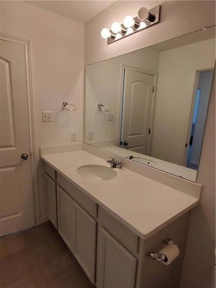 Building Photo - 17310 Alturas Ave