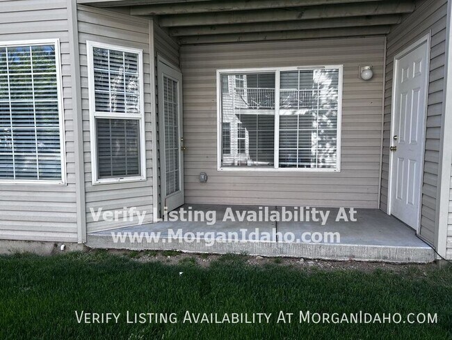 Building Photo - 217 N Avenger Ln