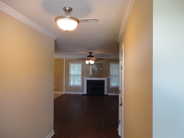 Building Photo - 120 Sweetgum Dr