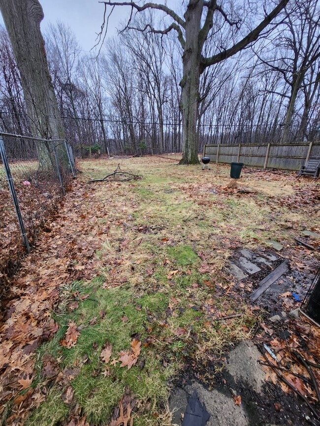 Building Photo - 2005 Hilton Rd