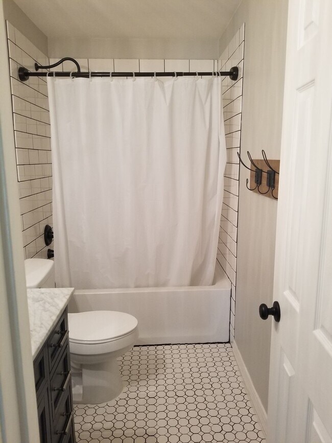 Building Photo - Gateway Subdivision, Enterprise, AL