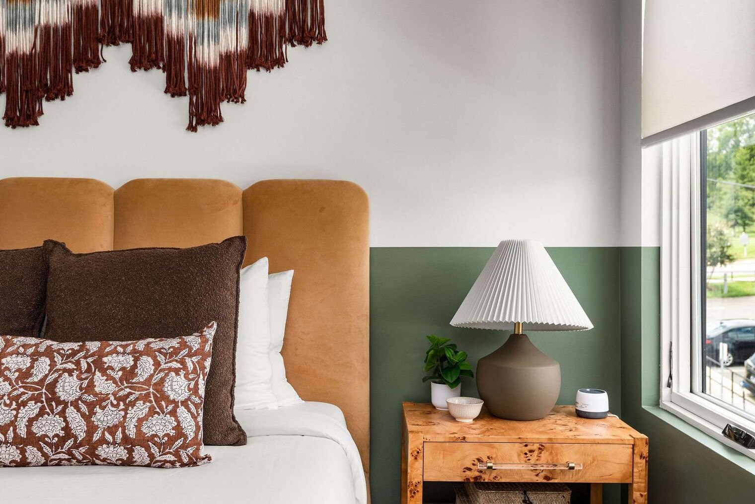 Building Photo - 776 E Argyle Ave