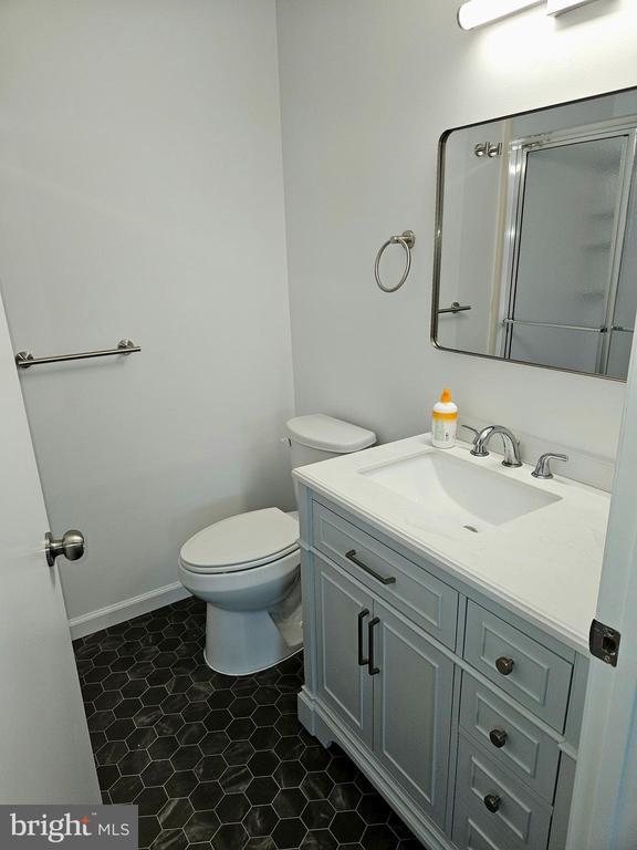 Building Photo - 1205 Maresfield