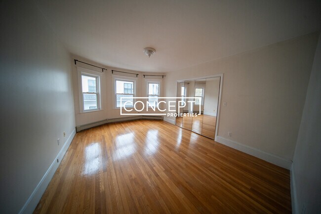 Building Photo - 208 Rawson Rd