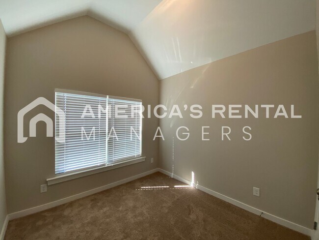 Building Photo - Home for Rent in Jasper, AL!!!  View with ...