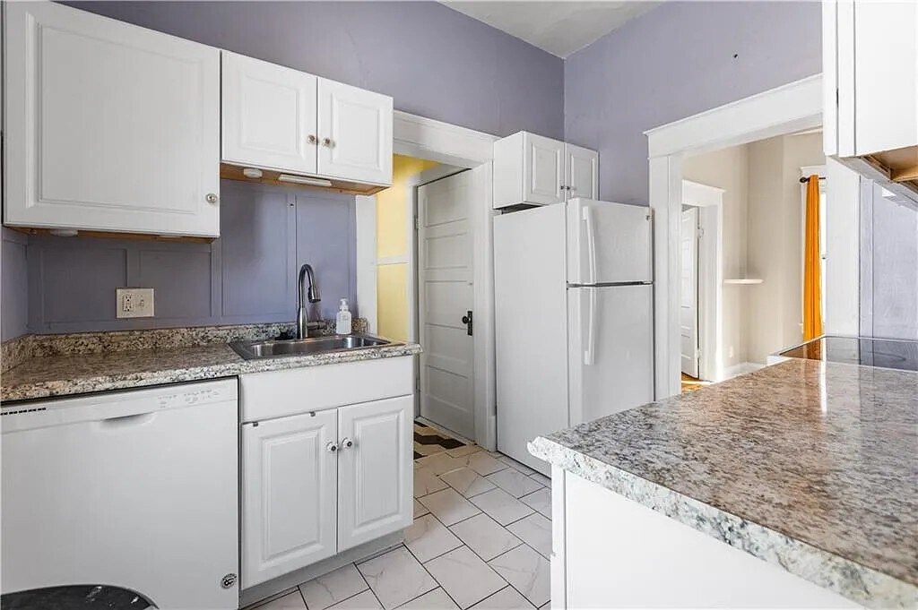 Building Photo - 4339 Lloyd St