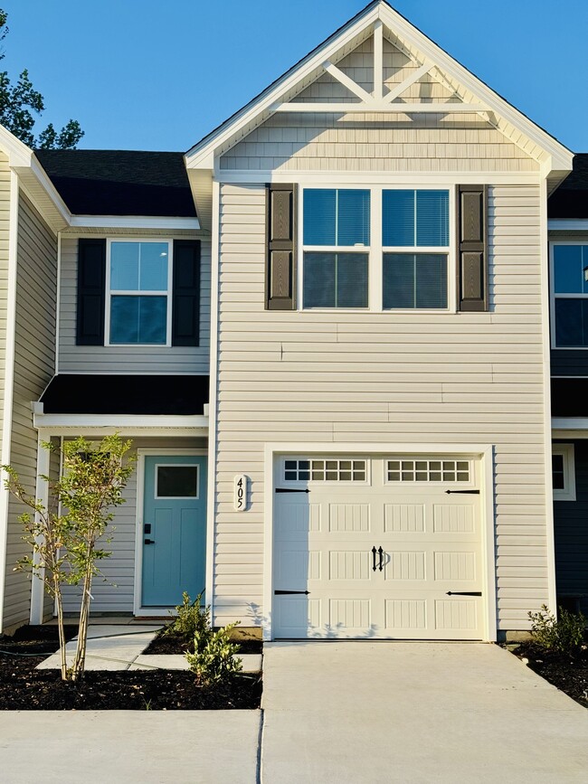 Building Photo - 405 Myrtle Mdws Dr