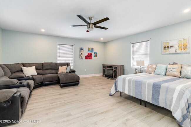 Building Photo - 1149 Scyphers St NE