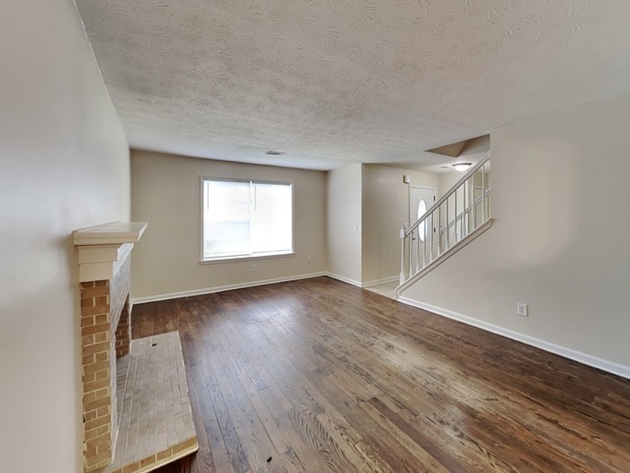 Building Photo - 1241 Wellhouse Walk