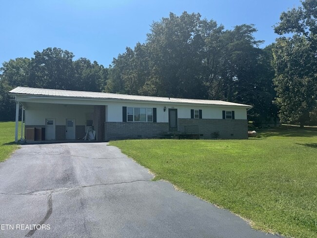 Primary Photo - 520 Hopewell Rd