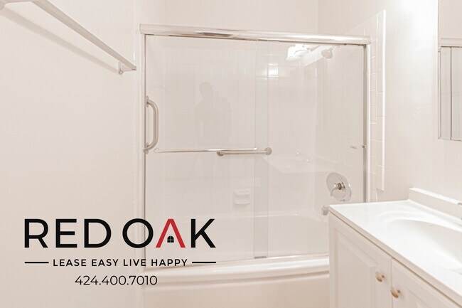 Building Photo - 5130 Yarmouth Ave