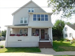 Building Photo - 67-69-69 Angeline St