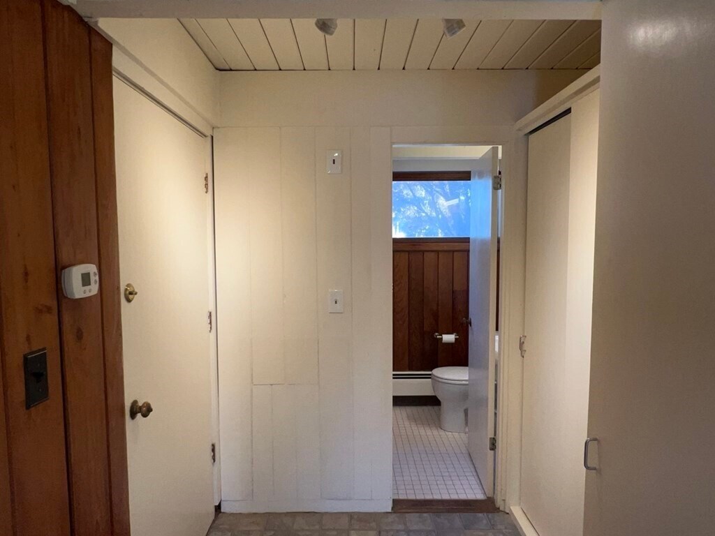 Building Photo - 9 Bowdoin St