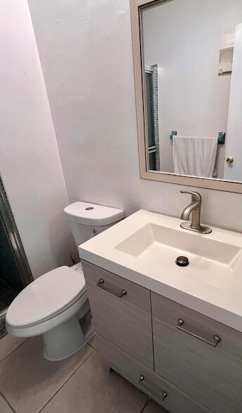 Building Photo - 101 Leisure Lake Cir