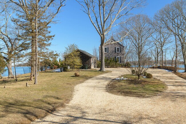 Building Photo - 56 N Cartwright Rd