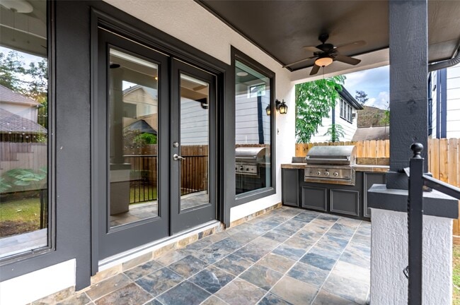 Building Photo - 4523 Maple St