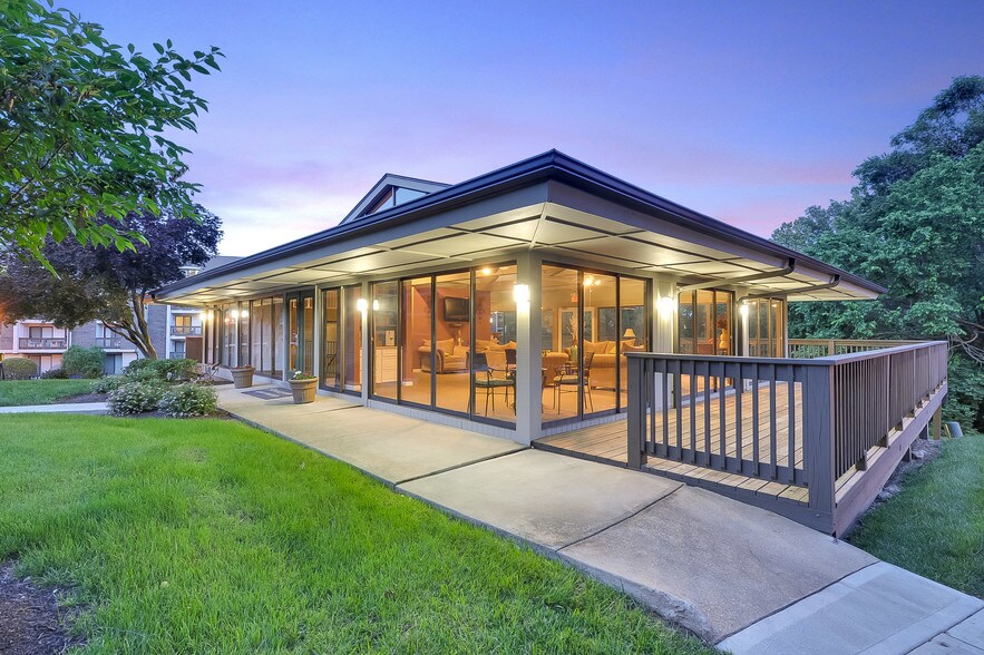 Stonegate Apartments 1424 Stoney Meadows Dr Manchester MO 63088